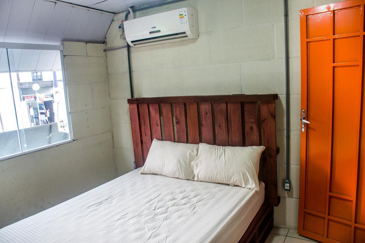 Hostel Vila Vrヴォルタ・レドンダ エクステリア 写真